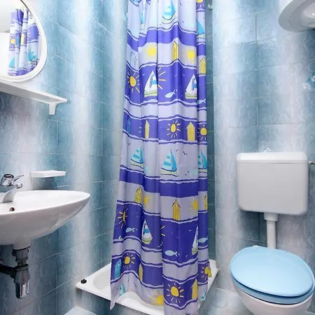 Apartman Apartments By The Sea Prizba, Korcula - 9227 *